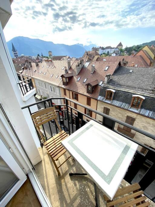 T3 De 73 M2 , Garage , Vue Montagnes Et Chateau Annecy Eksteriør bilde